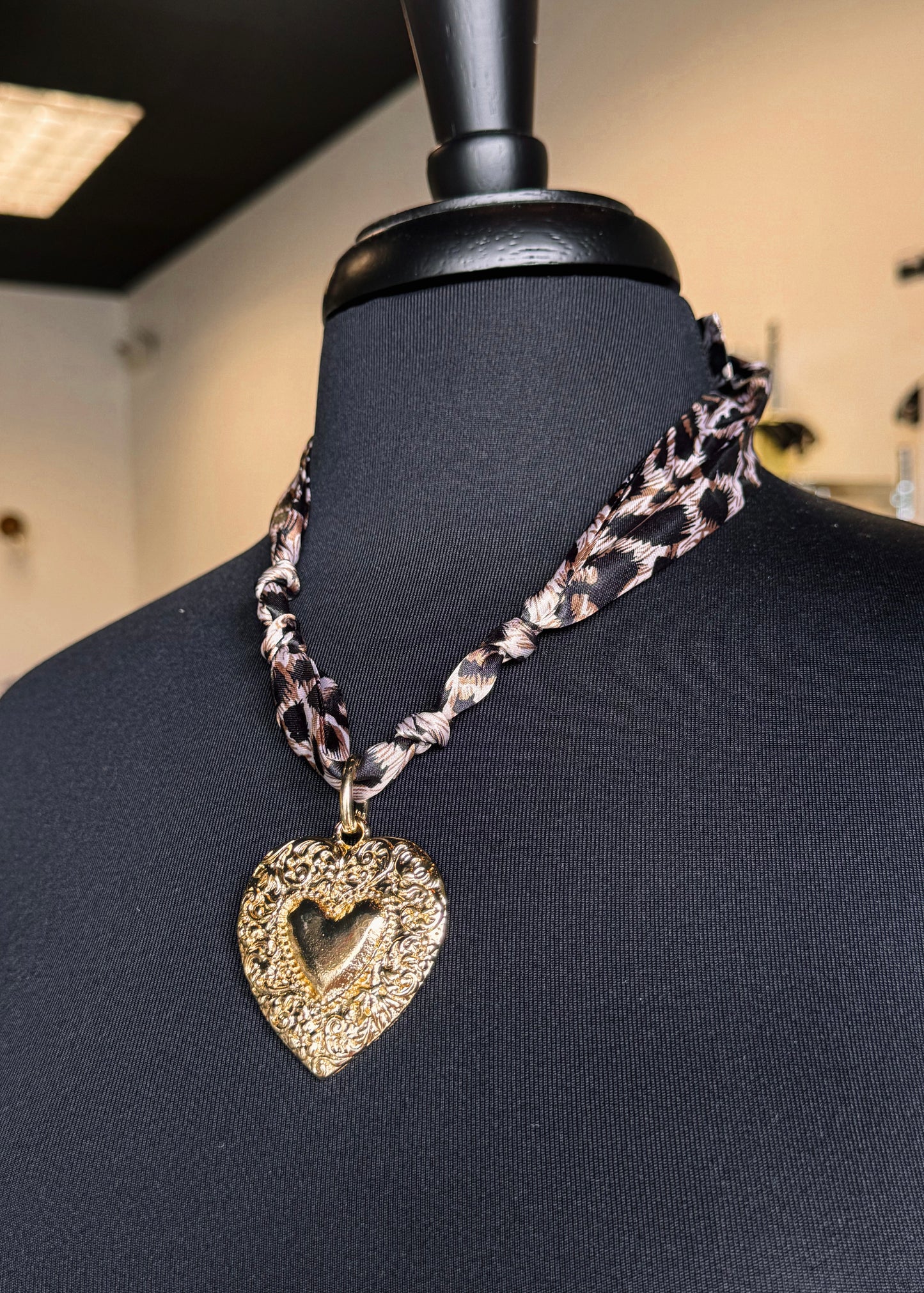 Sweetheart Twist Scarf Necklace Gold Heart Pendant