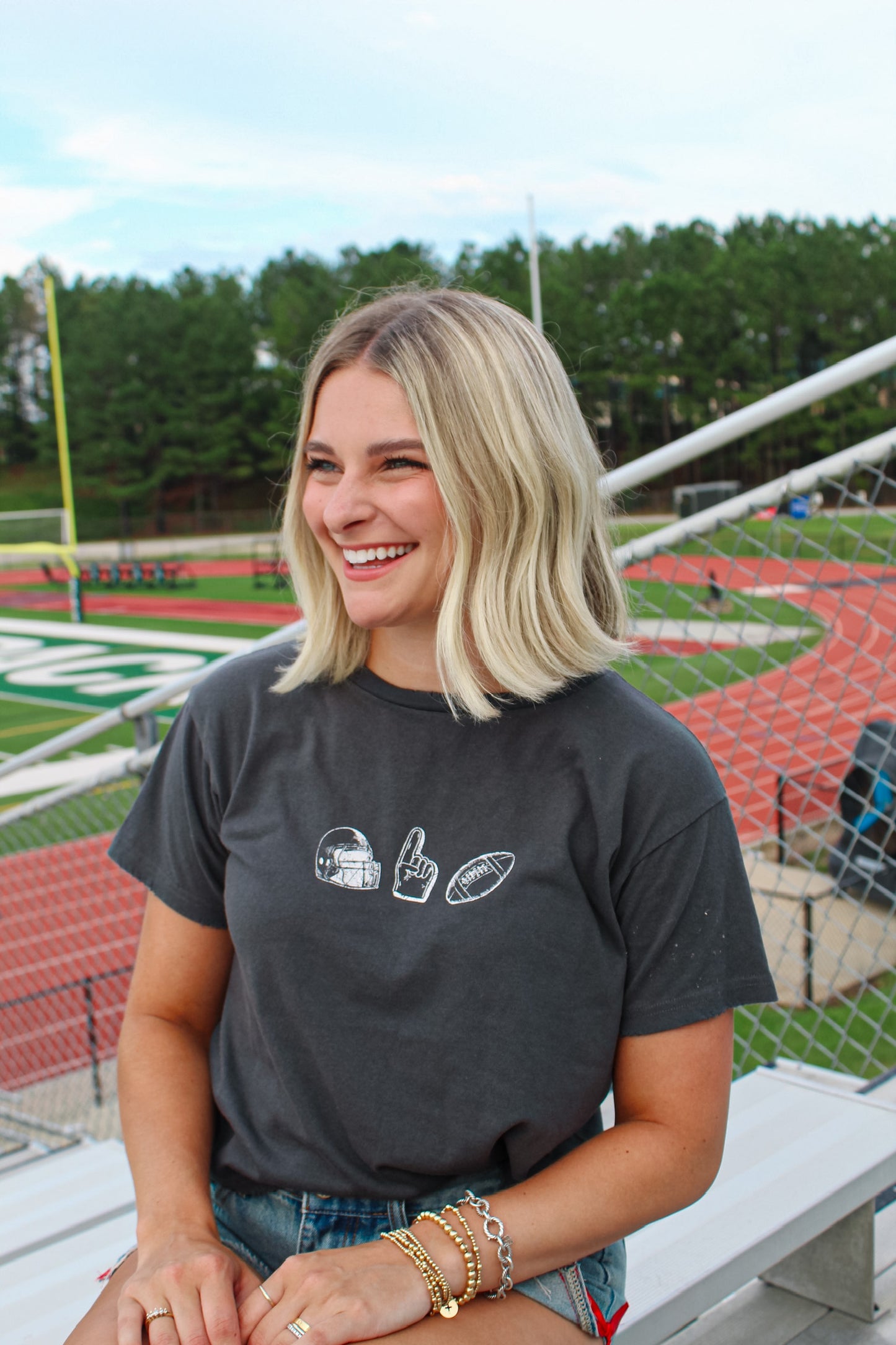 Gameday Graphic Cropped Tee